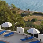 Holiday Apartments Maria With Amazing Pool - Agios Gordios Beach, Corfu